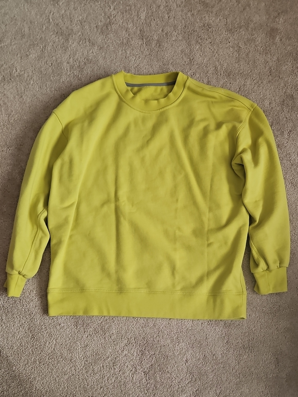 lululemon athletica Crewneck Sweatshirt in Bright Yellow/Chartreuse